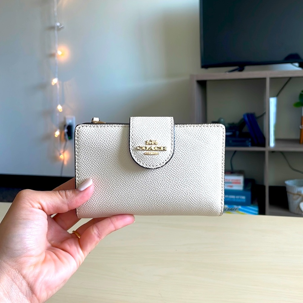 Coach white zip wallet